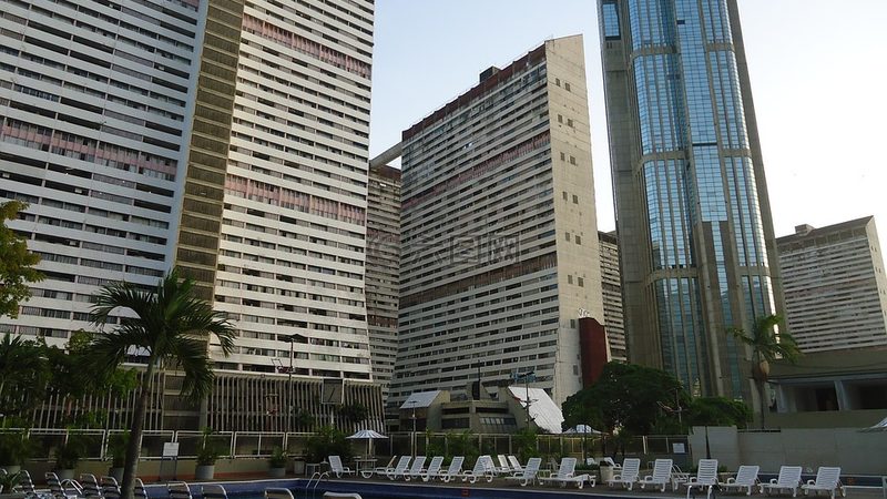 团建奖品新宠：智能音箱，如何挑选合适的规格与尺寸？**